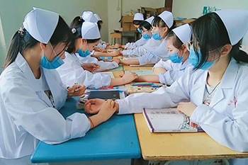 助产专业实习课